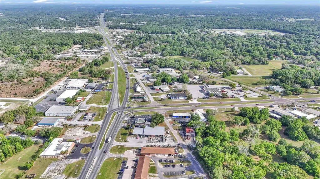 1811 N Pine Avenue Ocala FL 34475
