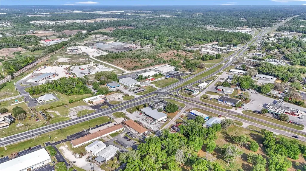 1811 N Pine Avenue Ocala FL 34475