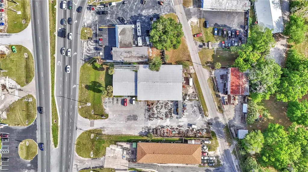 1811 N Pine Avenue Ocala FL 34475