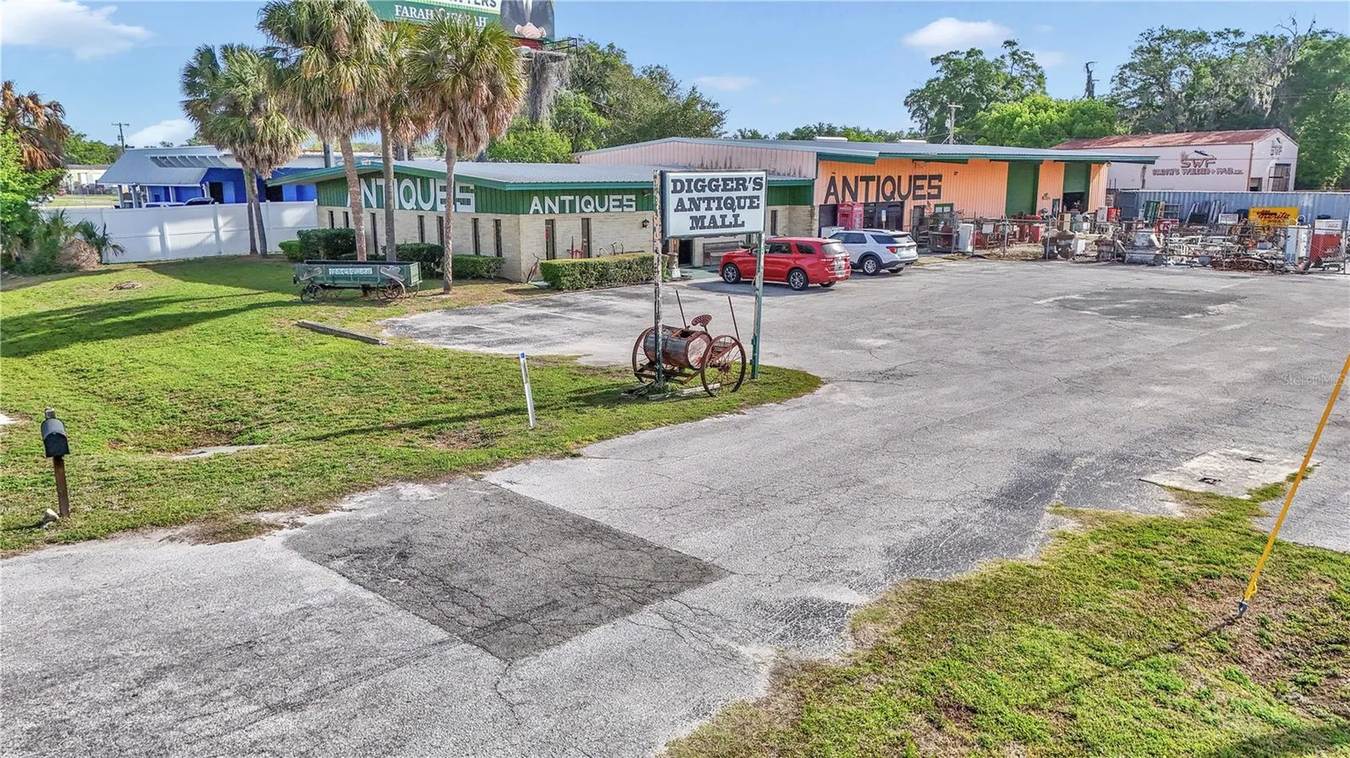 1811 N Pine Avenue Ocala FL 34475