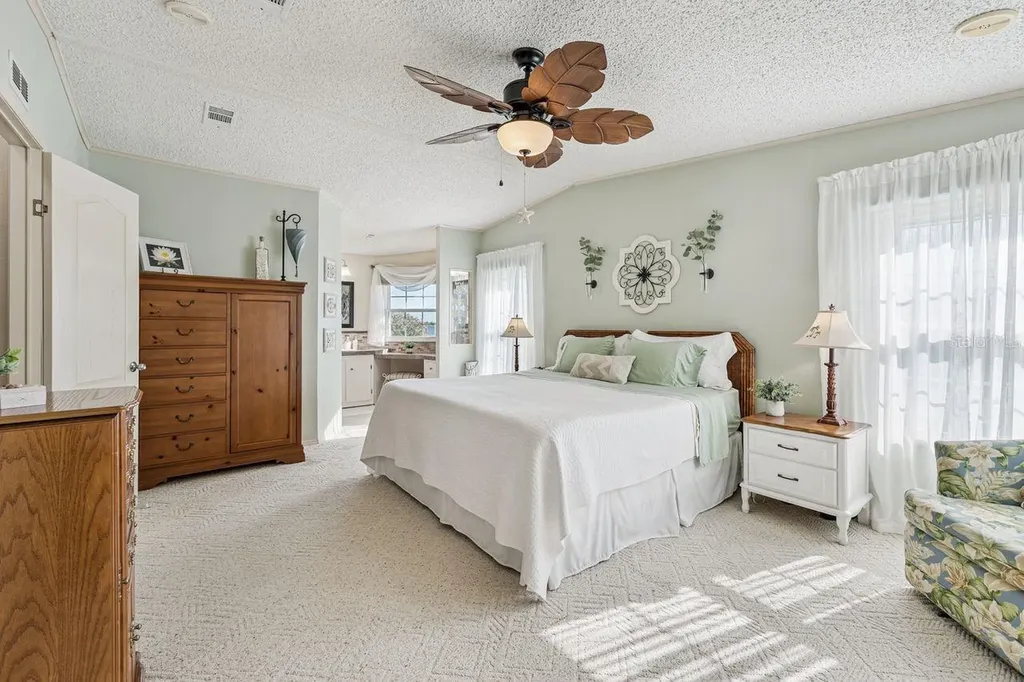 6643 Westchester Drive NE Winter Haven FL 33881