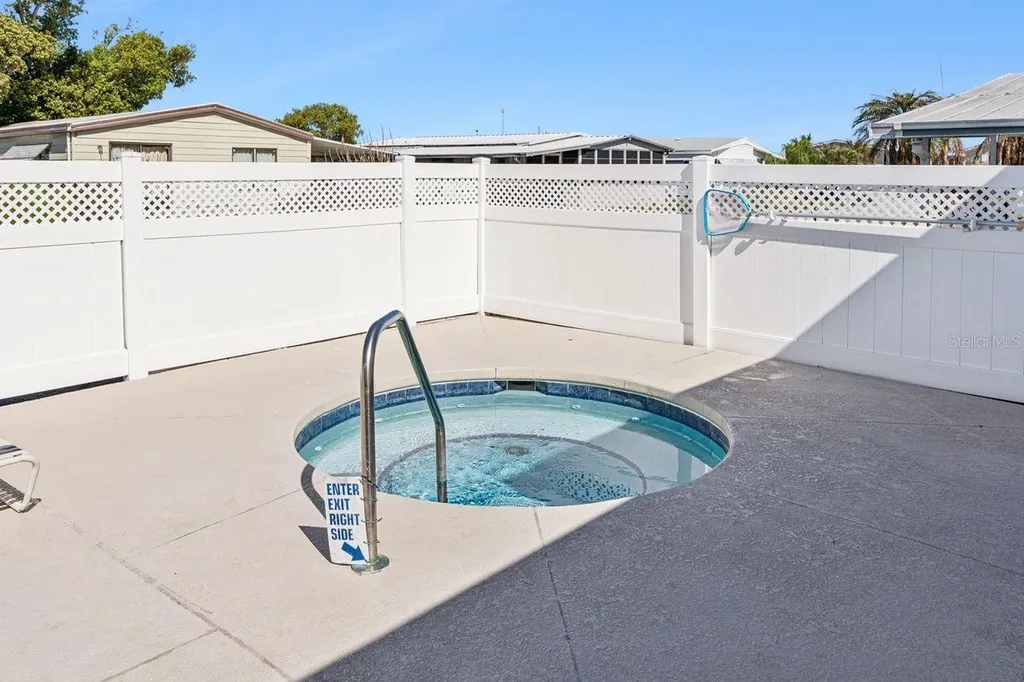 6643 Westchester Drive NE Winter Haven FL 33881