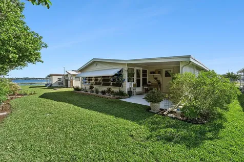 6643 Westchester Drive NE Winter Haven FL 33881