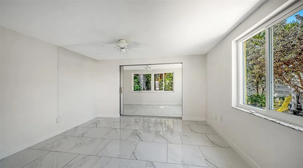 554 Spanish Drive S Longboat Key FL 34228