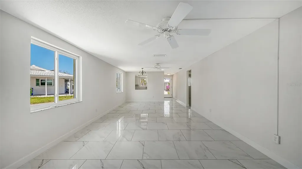 554 Spanish Drive S Longboat Key FL 34228