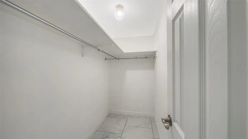 554 Spanish Drive S Longboat Key FL 34228