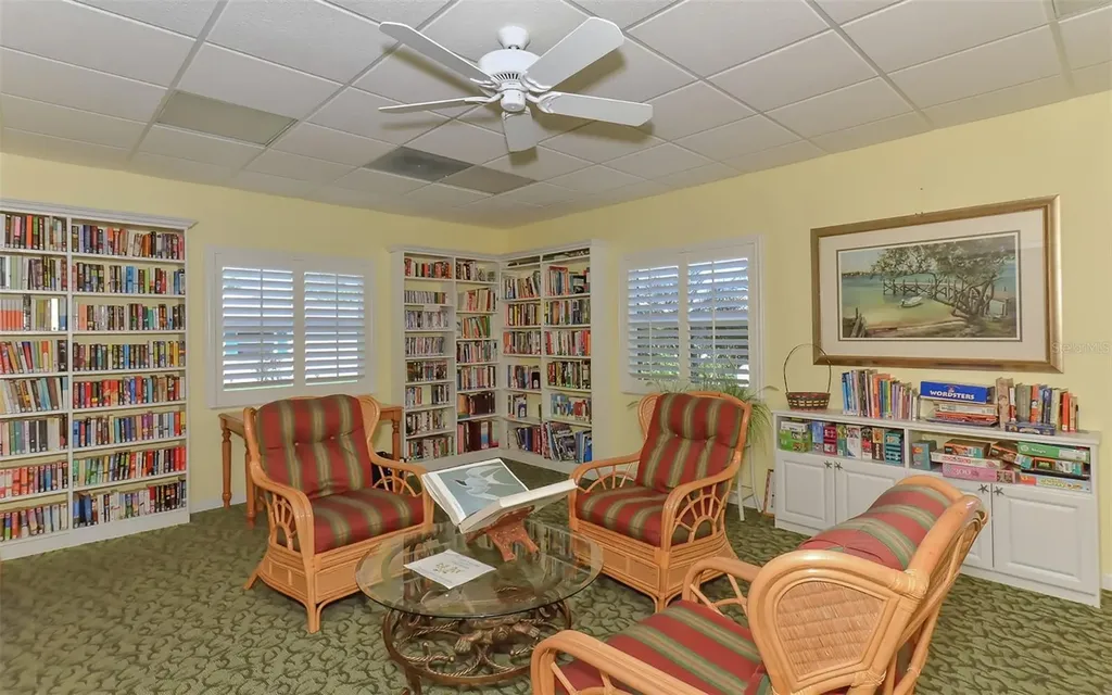 554 Spanish Drive S Longboat Key FL 34228