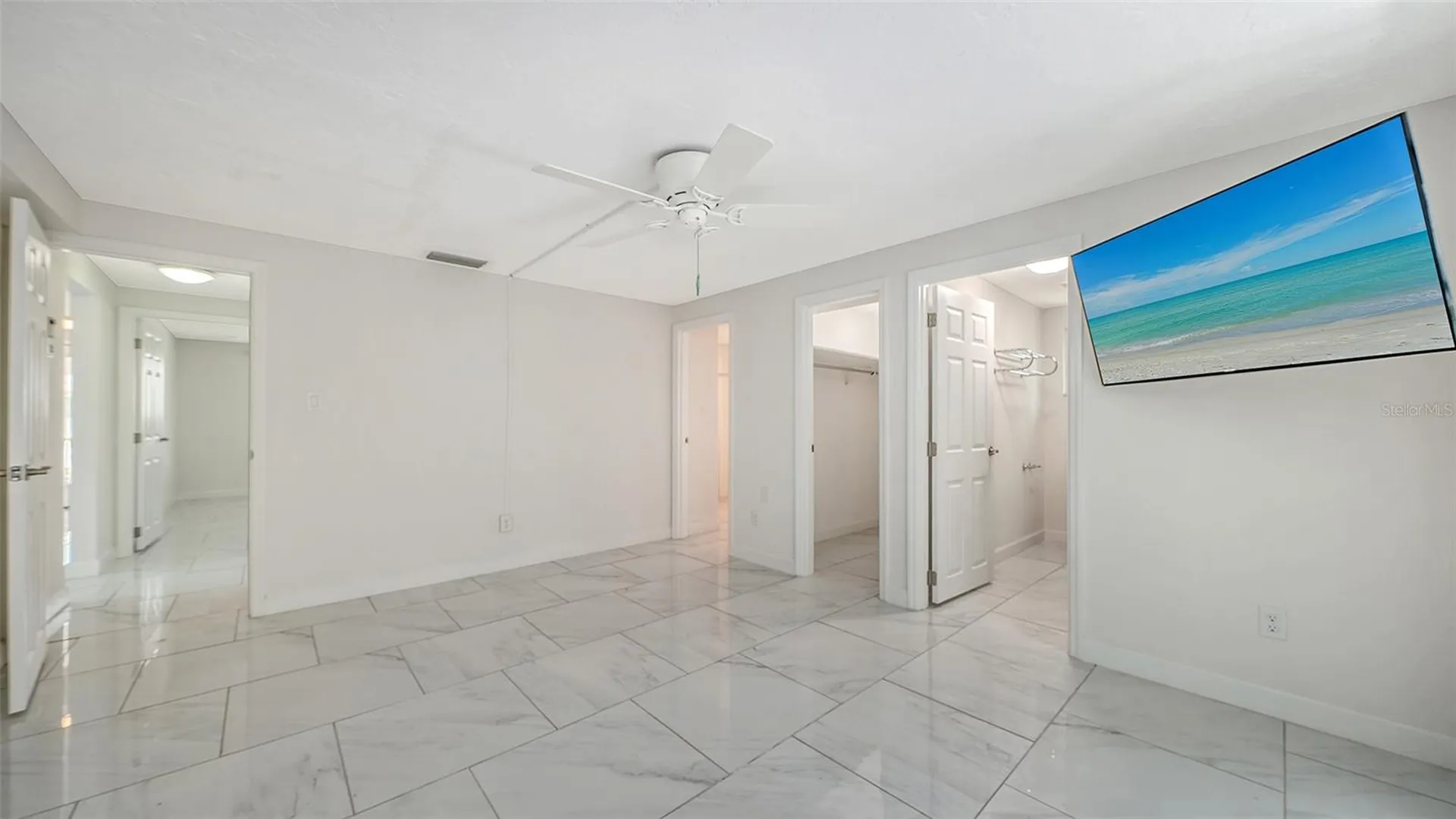 554 Spanish Drive S Longboat Key FL 34228