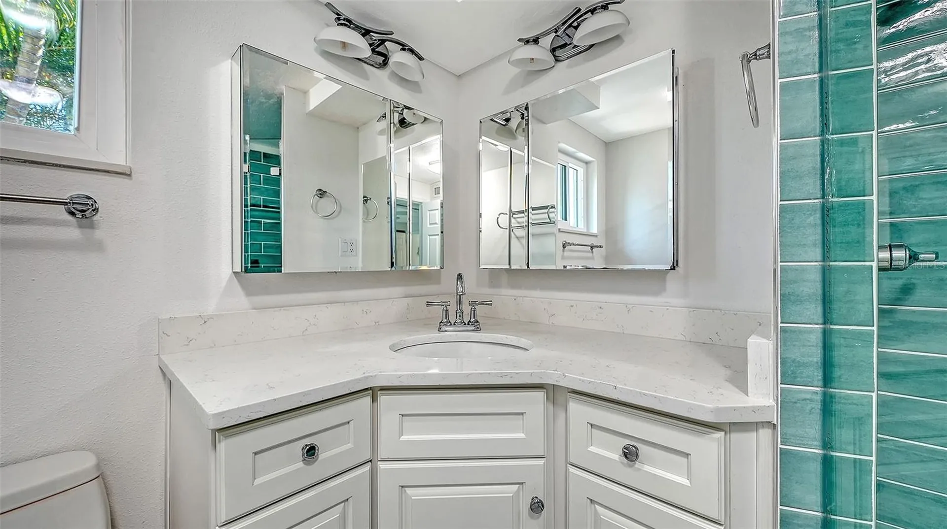 554 Spanish Drive S Longboat Key FL 34228