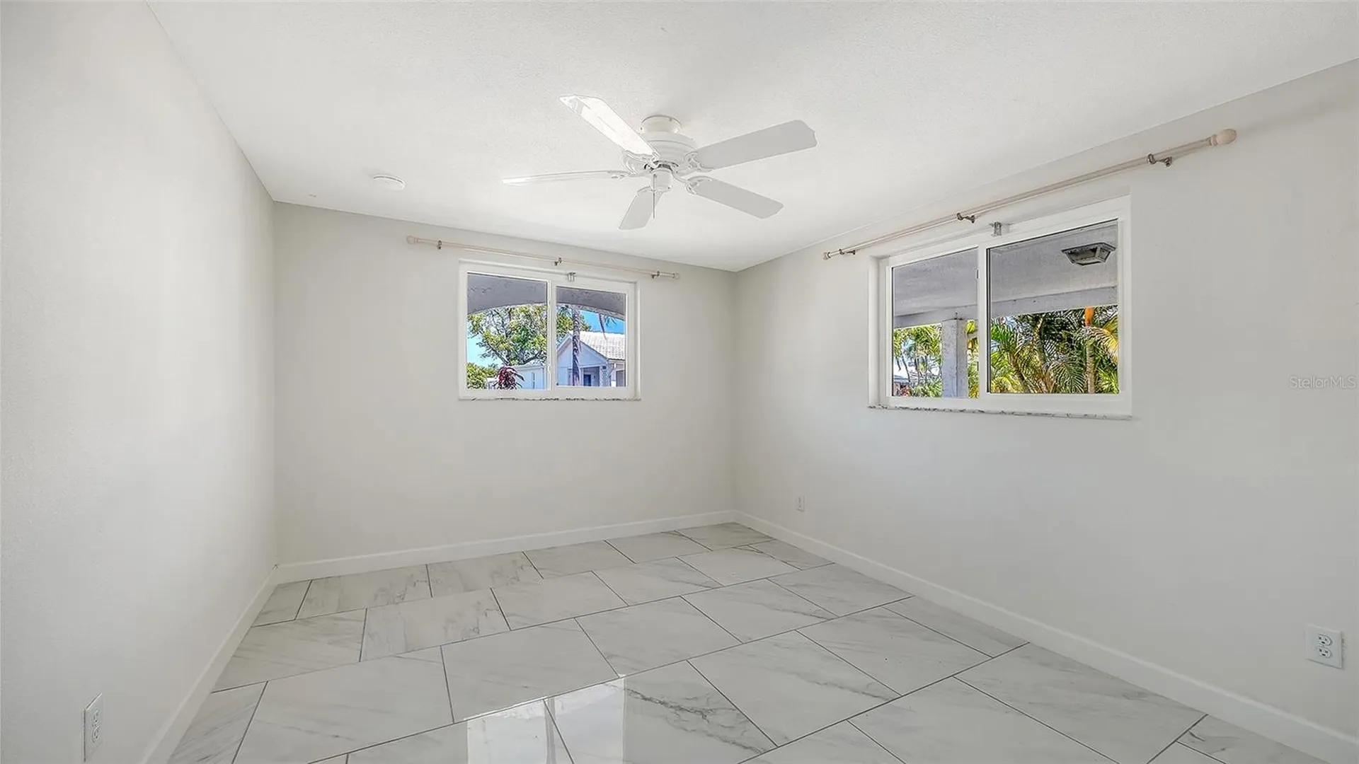554 Spanish Drive S Longboat Key FL 34228