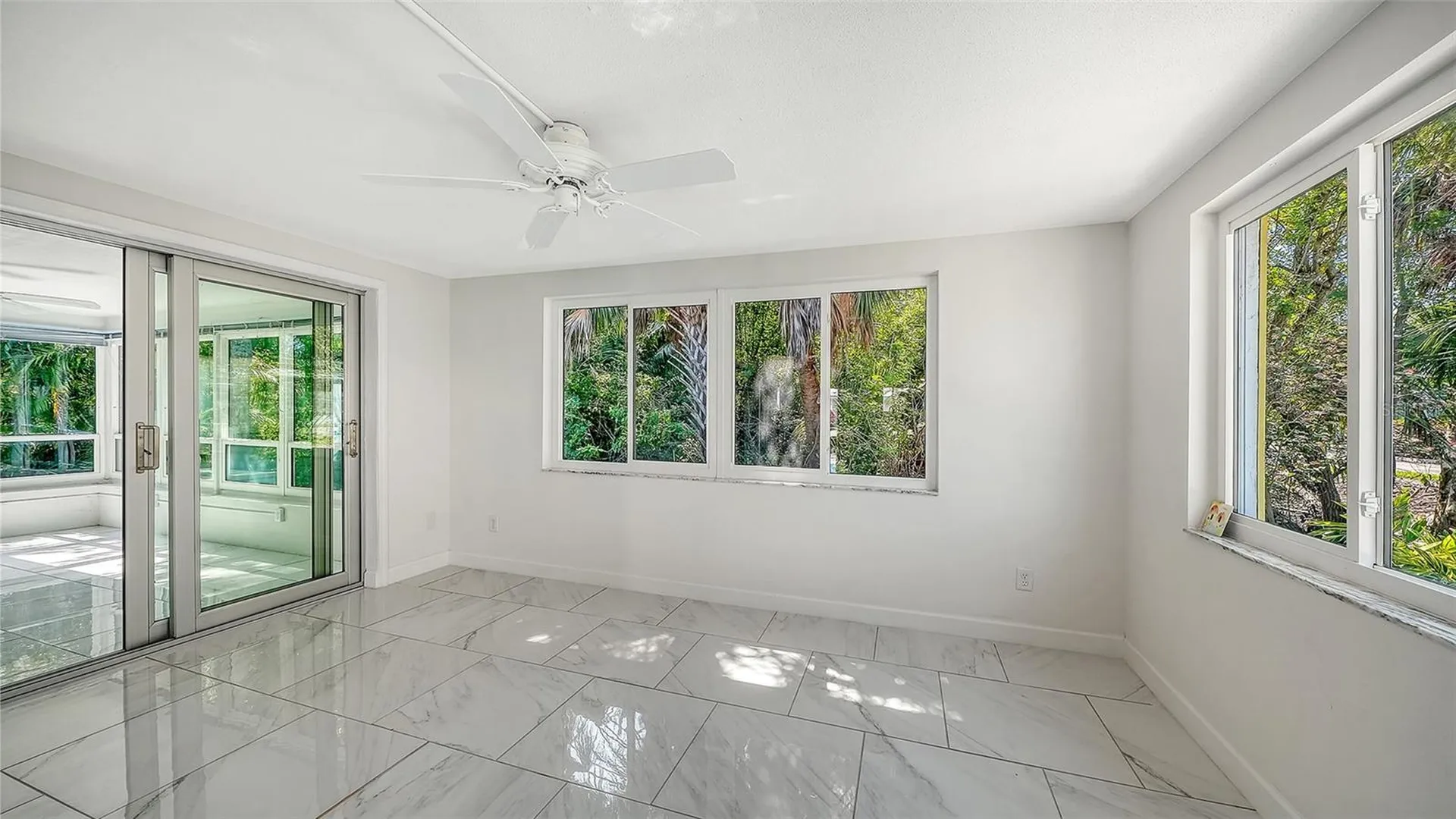 554 Spanish Drive S Longboat Key FL 34228