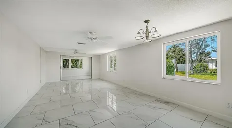 554 Spanish Drive S Longboat Key FL 34228