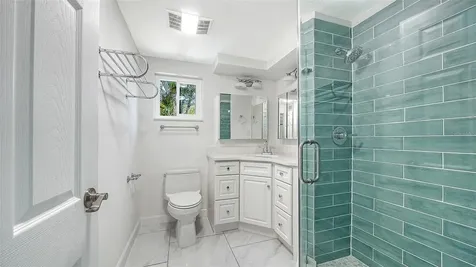 554 Spanish Drive S Longboat Key FL 34228