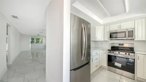 554 Spanish Drive S Longboat Key FL 34228