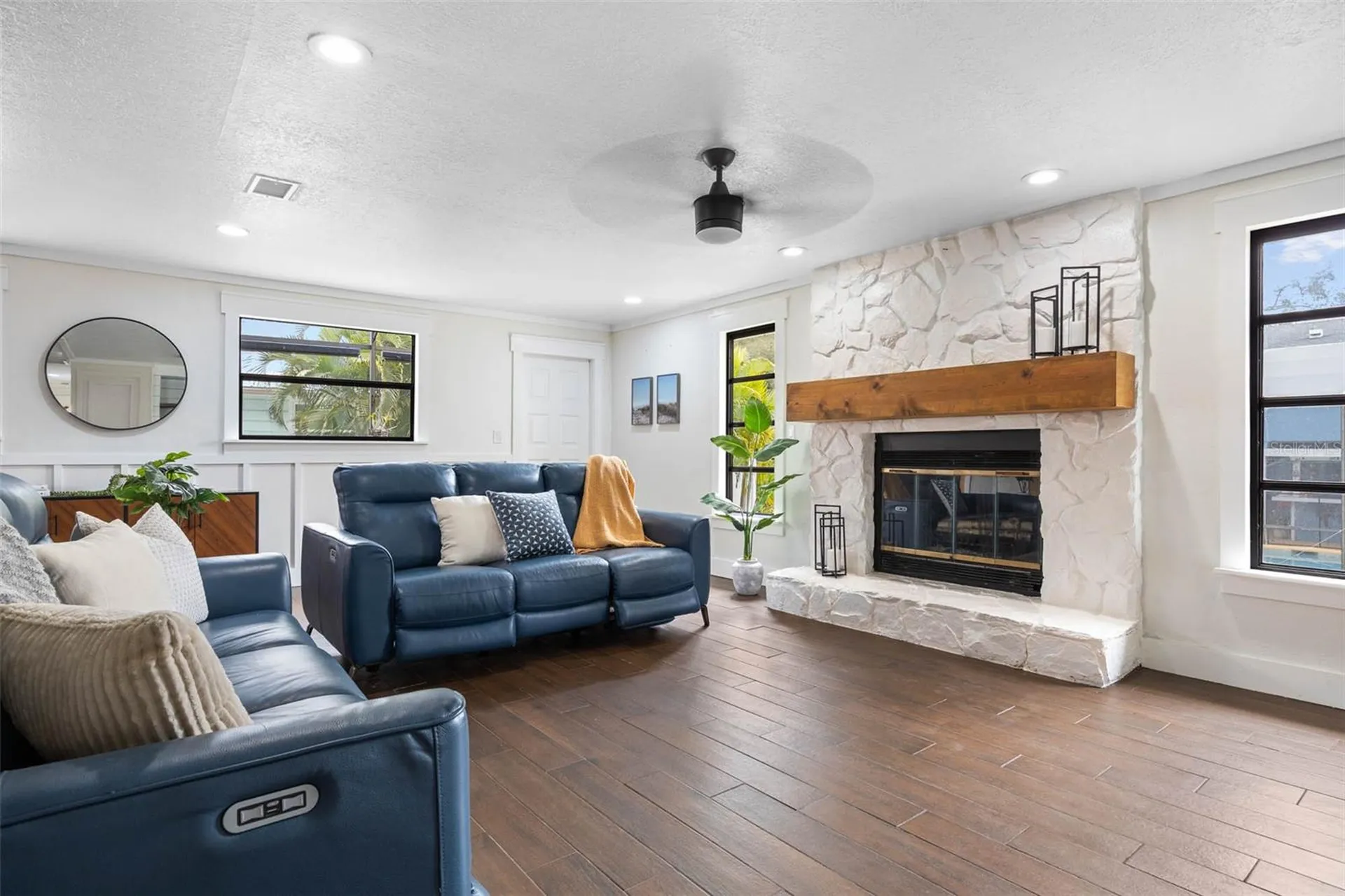 12756 Poinsettia Avenue Seminole FL 33776