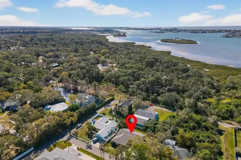 12756 Poinsettia Avenue Seminole FL 33776