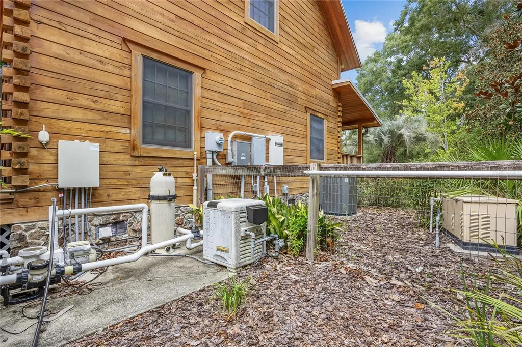 25743 NW 62nd Avenue High Springs FL 32643