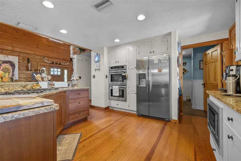 25743 NW 62nd Avenue High Springs FL 32643