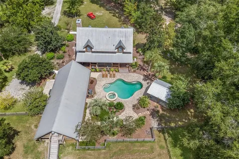 25743 NW 62nd Avenue High Springs FL 32643