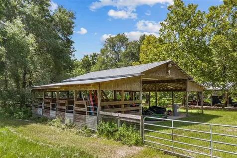 25743 NW 62nd Avenue High Springs FL 32643