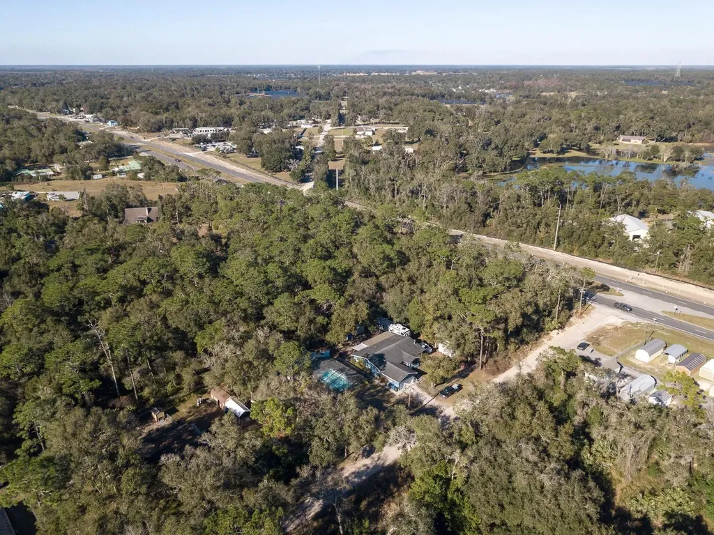 N Us Highway 17 Deland FL 32720
