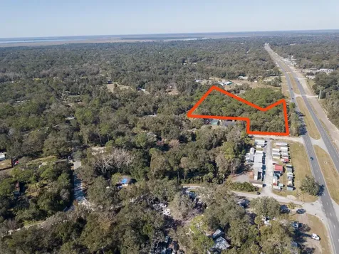 N Us Highway 17 Deland FL 32720