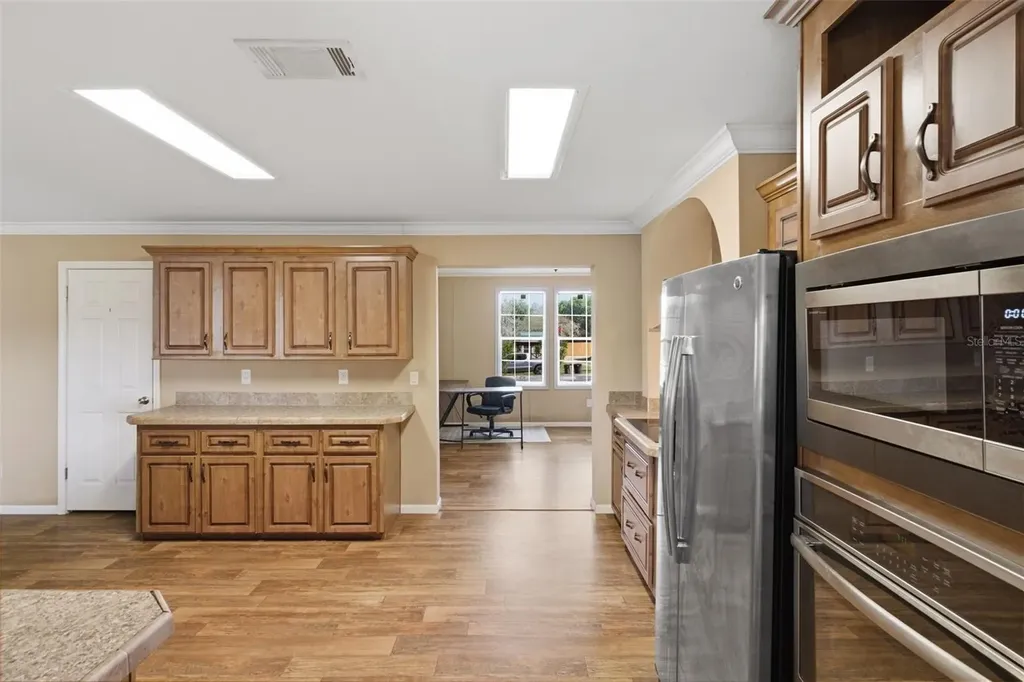 38616 Coleen Avenue Zephyrhills FL 33540