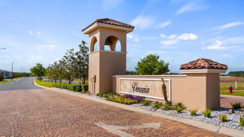 476 Bellissimo Place Howey In The Hills FL 34737