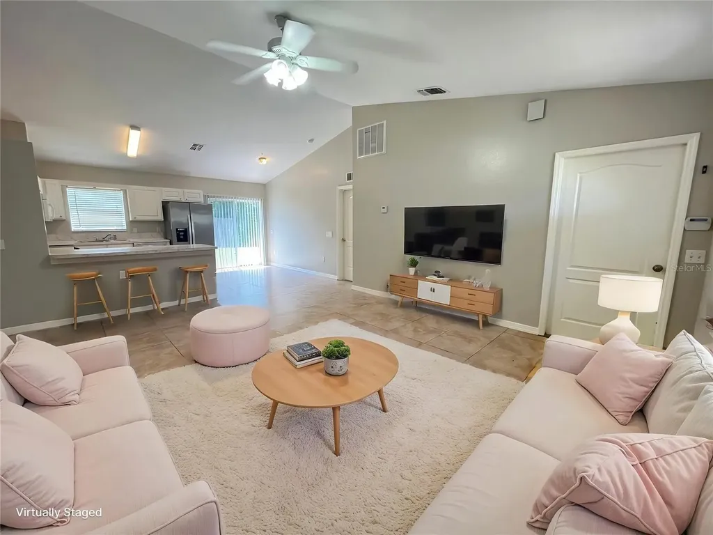 435 Magpie Court Kissimmee FL 34759