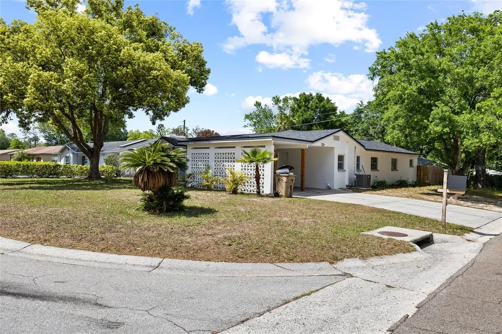 6128 E 111th Avenue Temple Terrace FL 33617