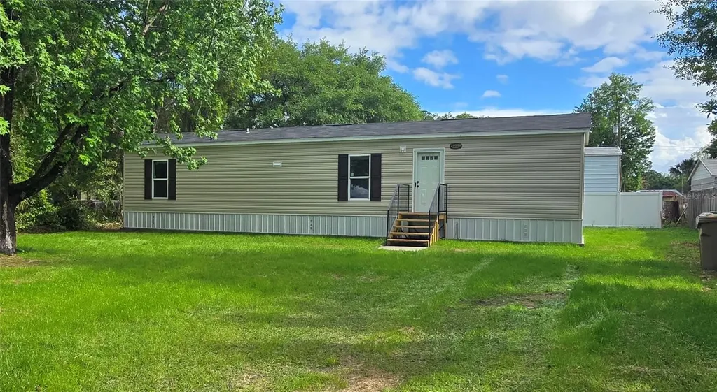 24048 Ermine Road Astor FL 32102