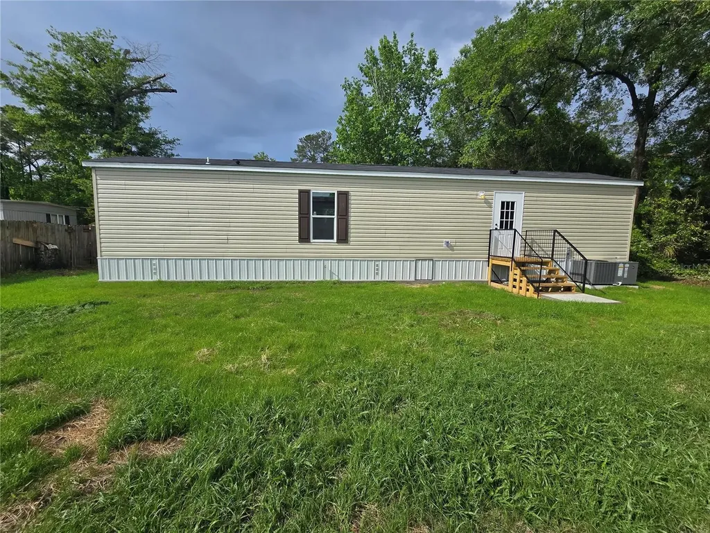 24048 Ermine Road Astor FL 32102