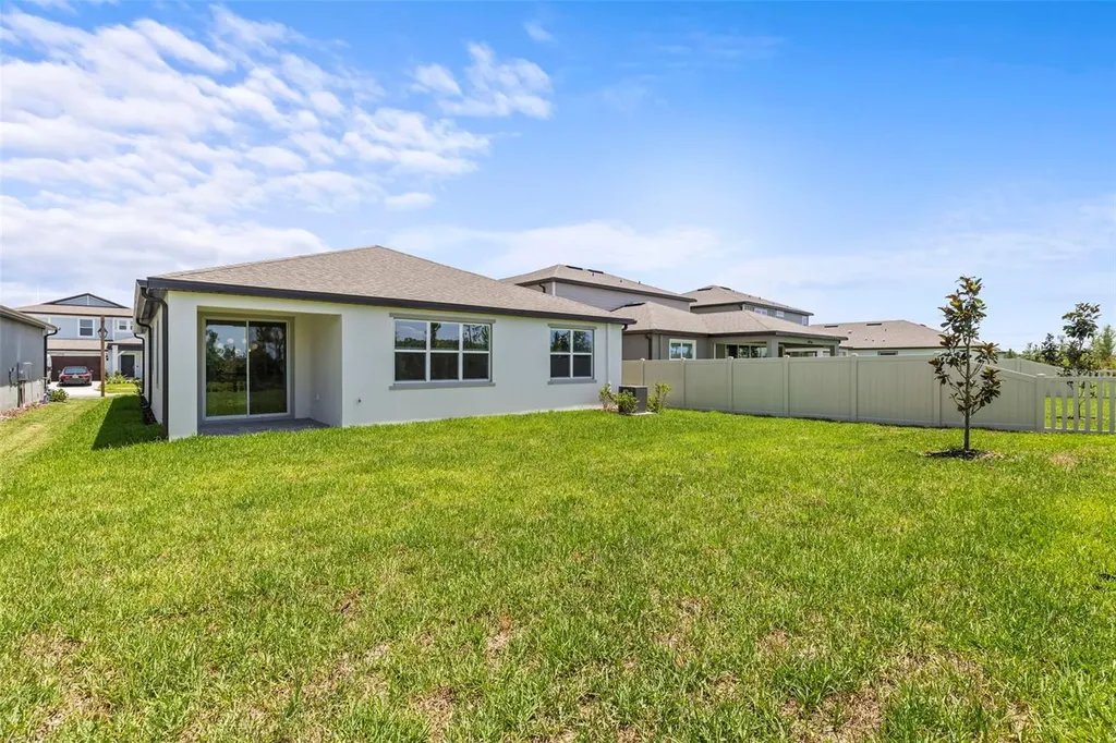 6703 Michael Favor Way Wesley Chapel FL 33545