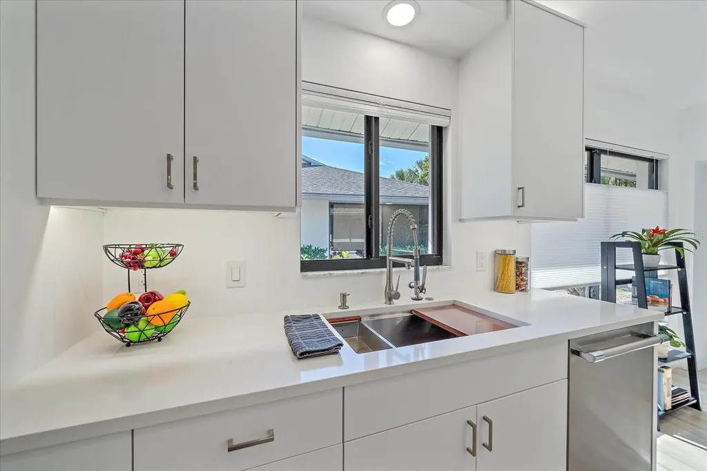 1684 Pintail Way Sarasota FL 34231