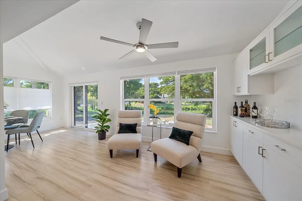 1684 Pintail Way Sarasota FL 34231