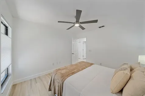 1684 Pintail Way Sarasota FL 34231