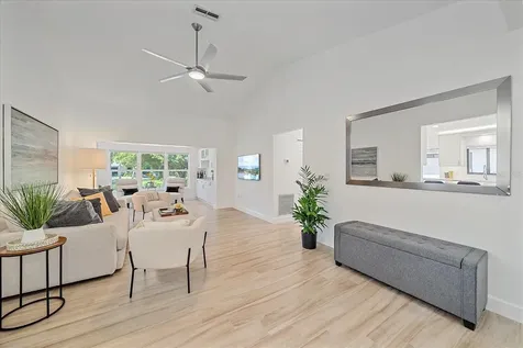 1684 Pintail Way Sarasota FL 34231