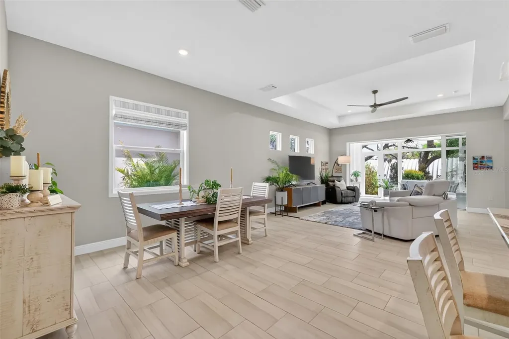 8228 Bridgeport Bay Circle Mount Dora FL 32757