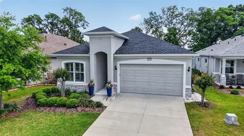 8228 Bridgeport Bay Circle Mount Dora FL 32757