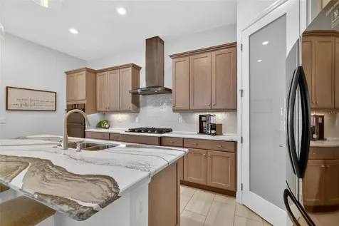 8228 Bridgeport Bay Circle Mount Dora FL 32757
