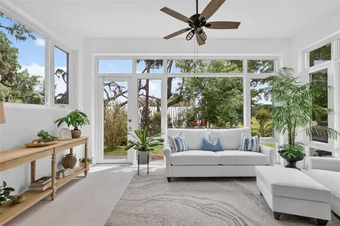 8228 Bridgeport Bay Circle Mount Dora FL 32757