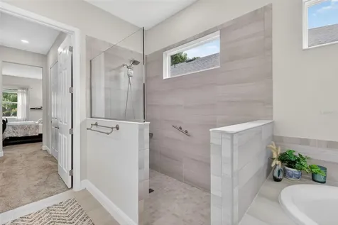 8228 Bridgeport Bay Circle Mount Dora FL 32757
