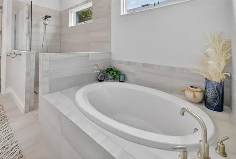 8228 Bridgeport Bay Circle Mount Dora FL 32757