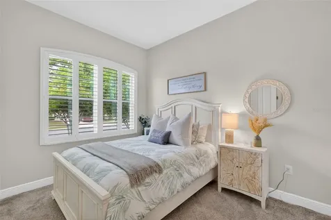 8228 Bridgeport Bay Circle Mount Dora FL 32757