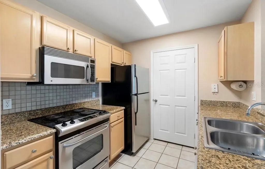 910 Regatta Bay Drive Orange City FL 32763