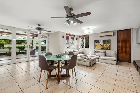 Palma Real Palma De Coco Guaynabo PR 00966