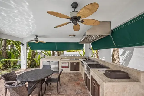 Palma Real Palma De Coco Guaynabo PR 00966