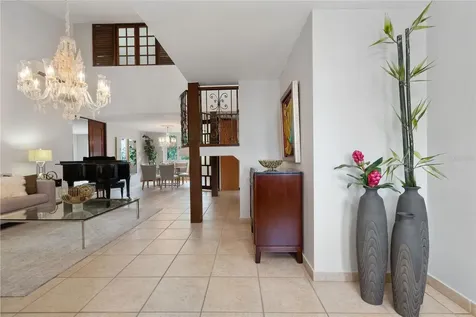 Palma Real Palma De Coco Guaynabo PR 00966
