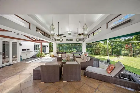 Palma Real Palma De Coco Guaynabo PR 00966