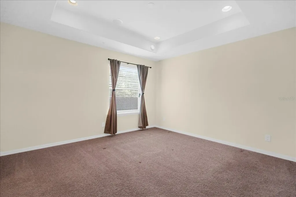 8943 Hildreth Avenue Orlando FL 32832